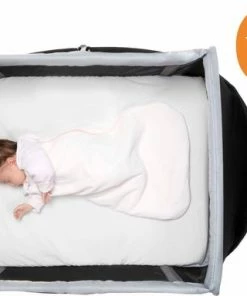 AeroMoov Instant Travel Cot Reisbed - Grey Rock -Zwitsal - Winkel 550x384 1