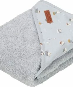 Little Dutch Badcape Sailors Bay Blue 12 Little Dutch Badcape Sailors Bay Blue -Zwitsal - Winkel 550x388 1