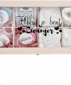 MammaZenn Hoera Zwanger Geschenkset Unisex - Cadeau Voor Aankomende Mamma - Zwangerschap Verwen Pakket - Baby Moeder Cadeau - Baby Geschenk Set Kleding Unisex - 10 In 1 Cadeau -Zwitsal - Winkel 550x417 6
