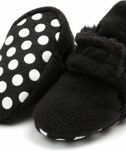 Myggpp Fluffy Warme Baby Slofjes Met Anti Slipzool Zwart 12-18 Mnd/13 Cm -Zwitsal - Winkel 550x453 2