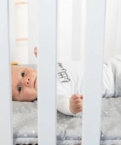 Novéy - Boxkleed 75x95 Cm - Sterren - Grijs - Beige - Baby - Speelkleed 19 Novéy - Boxkleed 75x95 Cm - Sterren - Grijs - Beige - Baby - Speelkleed -Zwitsal - Winkel 550x550 1122