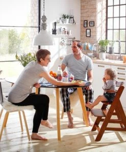 Hauck Alpha+ Kinderstoel - Walnoot -Zwitsal - Winkel 550x550 1137