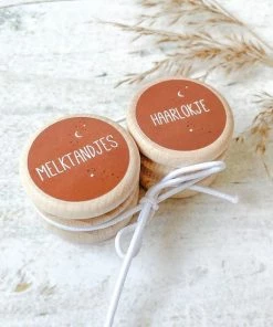 SUS Design Melktanden- En Haarlokdoosjes | Bewaardoosjes Set | Melktanden Bewaren | Roestbruin -Zwitsal - Winkel 550x550 261