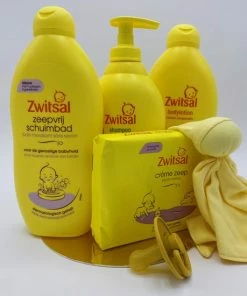 Geslaagd Cadeau Zwitsal Pakket Met Bibs Speen Zwitsal Shampoo Zwitsal Bodylotion Zwitsal Creme Zeep Zwitsal Zeepvrij Schuimbad En Knuffeltje - Baby Cadeau - Kraamcadeau - Babyshower - Maat XL - Sinterklaas Cadeautjes - 6 Producten 14 Geslaagd Cadeau Zwitsal Pakket Met Bibs Speen Zwitsal Shampoo Zwitsal Bodylotion Zwitsal Creme Zeep Zwitsal Zeepvrij Schuimbad En Knuffeltje - Baby Cadeau - Kraamcadeau - Babyshower - Maat XL - Sinterklaas Cadeautjes - 6 Producten -Zwitsal - Winkel 550x550 369