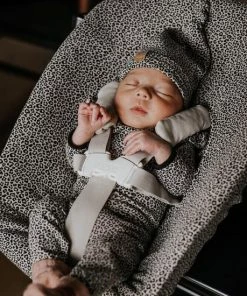 Ukje Newborn Hoes - Geschikt Voor Het Oude Model - Stokke Newborn TrippTrapp- Hoes - Zand Luipaard -Zwitsal - Winkel 550x550 384