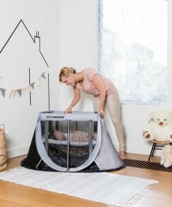 AeroMoov Instant Travel Cot Reisbed - Grey Rock -Zwitsal - Winkel 550x550 416