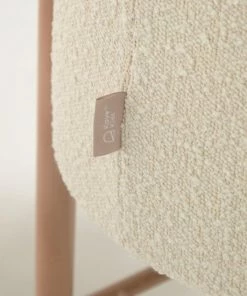 Kave Home - Adara Mozes Mand Met Wit Fleece En Massief Beukenhouten Poten 69 X 46 Cm -Zwitsal - Winkel 550x550 797