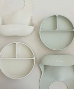 Ivy And Soof Siliconen Bord Baby | Siliconen Bordje Zuignap | Vakjesbord Antislip | Zand -Zwitsal - Winkel 550x550 88