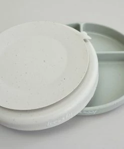 Ivy And Soof Siliconen Bord Baby | Siliconen Bordje Zuignap | Vakjesbord Antislip | Zand -Zwitsal - Winkel 550x550 89