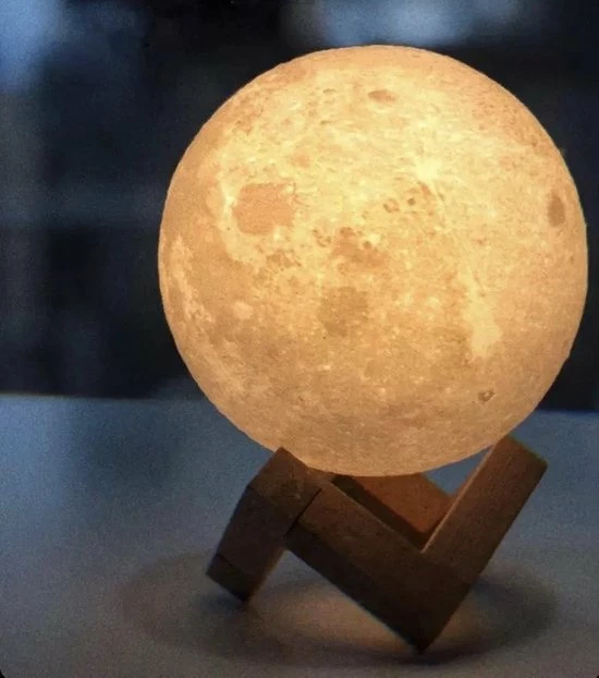 Nixnix - Maan Lamp 15 Cm Extra Groot - Lamp Kinderkamer - Moon Light - Milieuzuining +AA - 6 Uur Powerbatterij - 16 Kleuren Incl. Dimfunctie Nachtlampje Kind - LED Nachtlamp 2 Nixnix - Maan Lamp 15 Cm Extra Groot - Lamp Kinderkamer - Moon Light - Milieuzuining +AA - 6 Uur Powerbatterij - 16 Kleuren Incl. Dimfunctie Nachtlampje Kind - LED Nachtlamp - Afbeelding 2