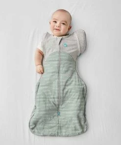 Love To Dream Swaddle Up Overgangsslaapzak Large 8,5 - 11 Kg 2.5 TOG (tot 16 C) Olive Fase 2 Uitbakeren -Zwitsal - Winkel 550x641 1