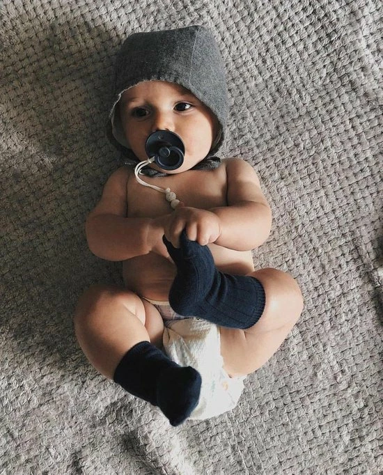 Bibs Fopspeen 6-18 Maanden Set 2 Stuks| Black + White |Maat 2 5 Bibs Fopspeen 6-18 Maanden Set 2 Stuks| Black + White |Maat 2 - Afbeelding 5