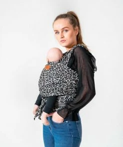 ByKay - Draagdoeken - Stretchy Wrap Deluxe - Leopard - M -Zwitsal - Winkel 550x687 4