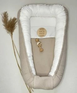 Babynest | Wafelkatoen | Beige | Organic Caton | Biologische Katoen | Duurzaam | Comfykids 8 Babynest | Wafelkatoen | Beige | Organic Caton | Biologische Katoen | Duurzaam | Comfykids -Zwitsal - Winkel 550x733 3