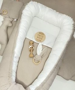 Babynest | Wafelkatoen | Beige | Organic Caton | Biologische Katoen | Duurzaam | Comfykids 10 Babynest | Wafelkatoen | Beige | Organic Caton | Biologische Katoen | Duurzaam | Comfykids -Zwitsal - Winkel 550x733 5