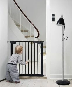 BabyDan Traphekje Deurhekje Klemhekje Premier Up Zwart Metaal 139 Tot 158 Cm -Zwitsal - Winkel 550x749 6