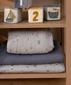 Little Dutch Badcape Sailors Bay Blue 11 Little Dutch Badcape Sailors Bay Blue -Zwitsal - Winkel 550x823 17