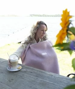 Moments Borstvoedingsdoek Premium, Roze, OEKO- TEX, Ademend, Luxe Voedingsdoek, Borstvoedingsschort, Stijlvolle Doek, Wafel -Zwitsal - Winkel 550x825 59